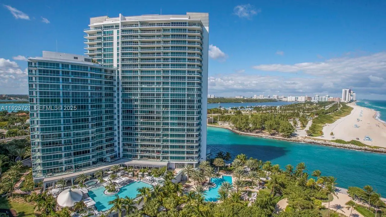 10295 Collins Ave #1203