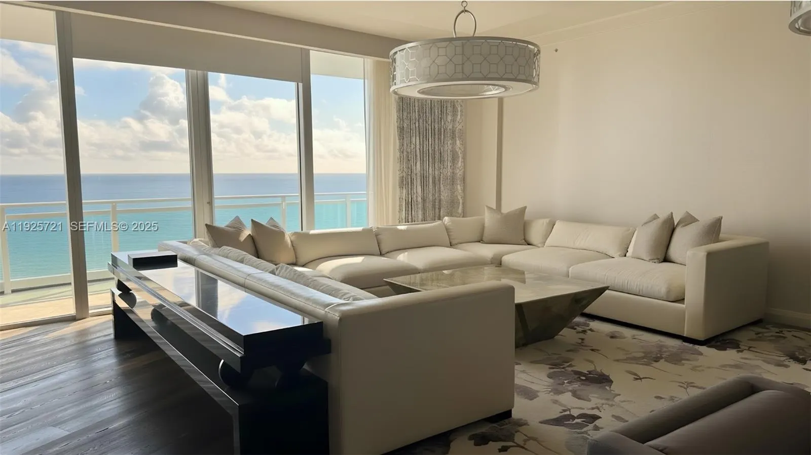 10295 Collins Ave #1203