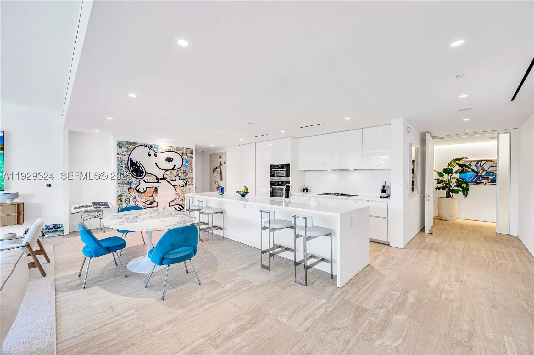 9111 Collins Ave #N-322