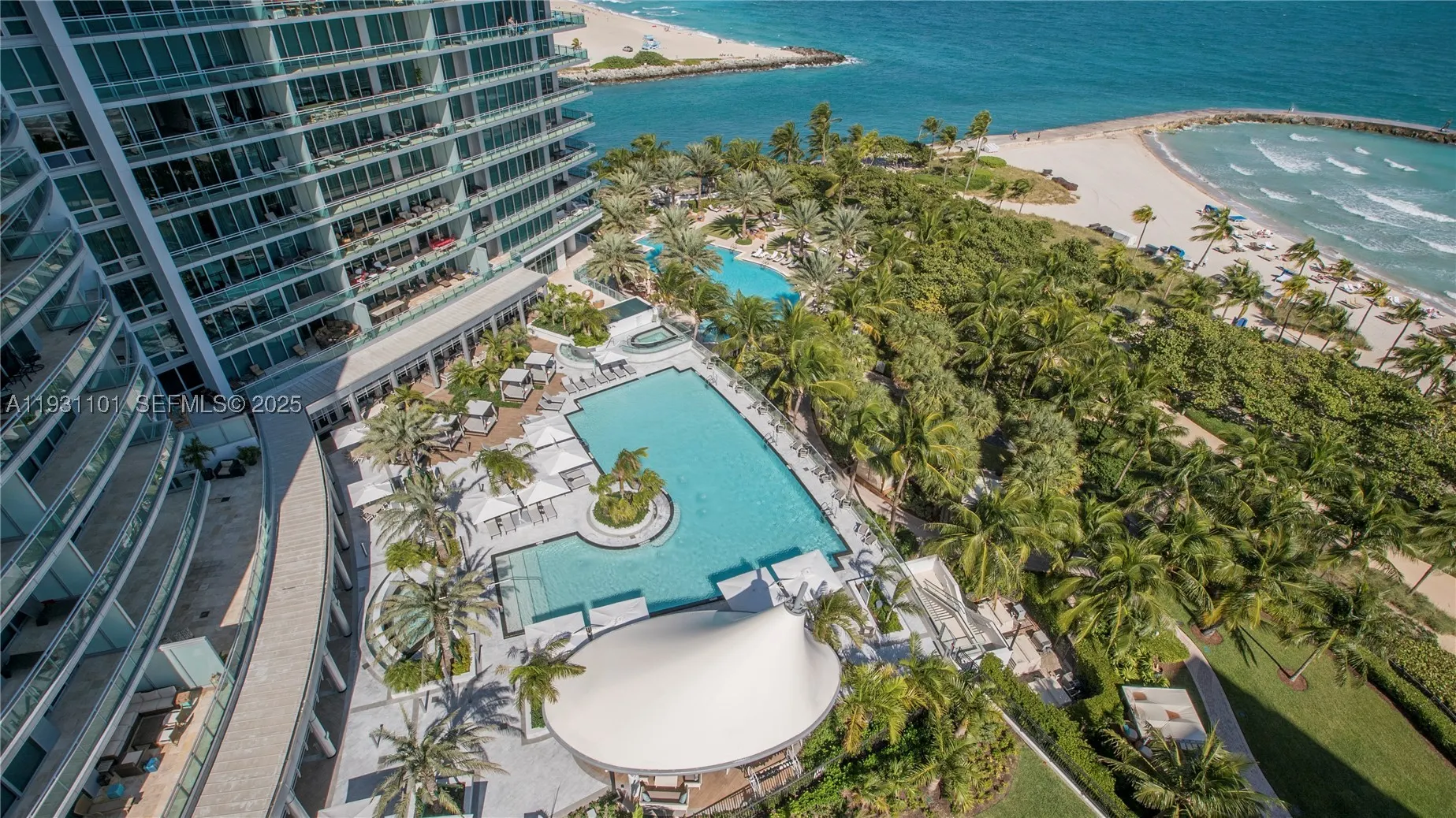 10295 Collins Ave #803