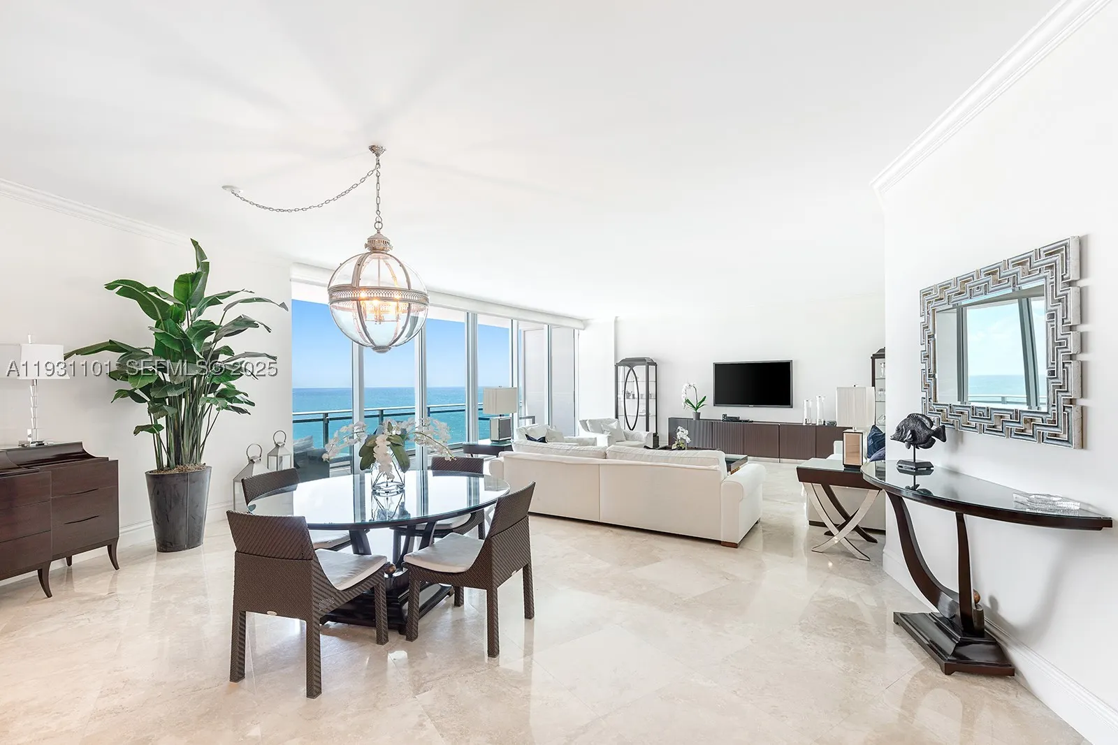 10295 Collins Ave #803