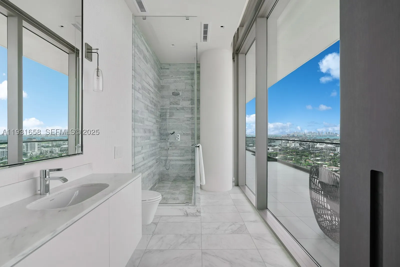 10203 Collins Ave #2801
