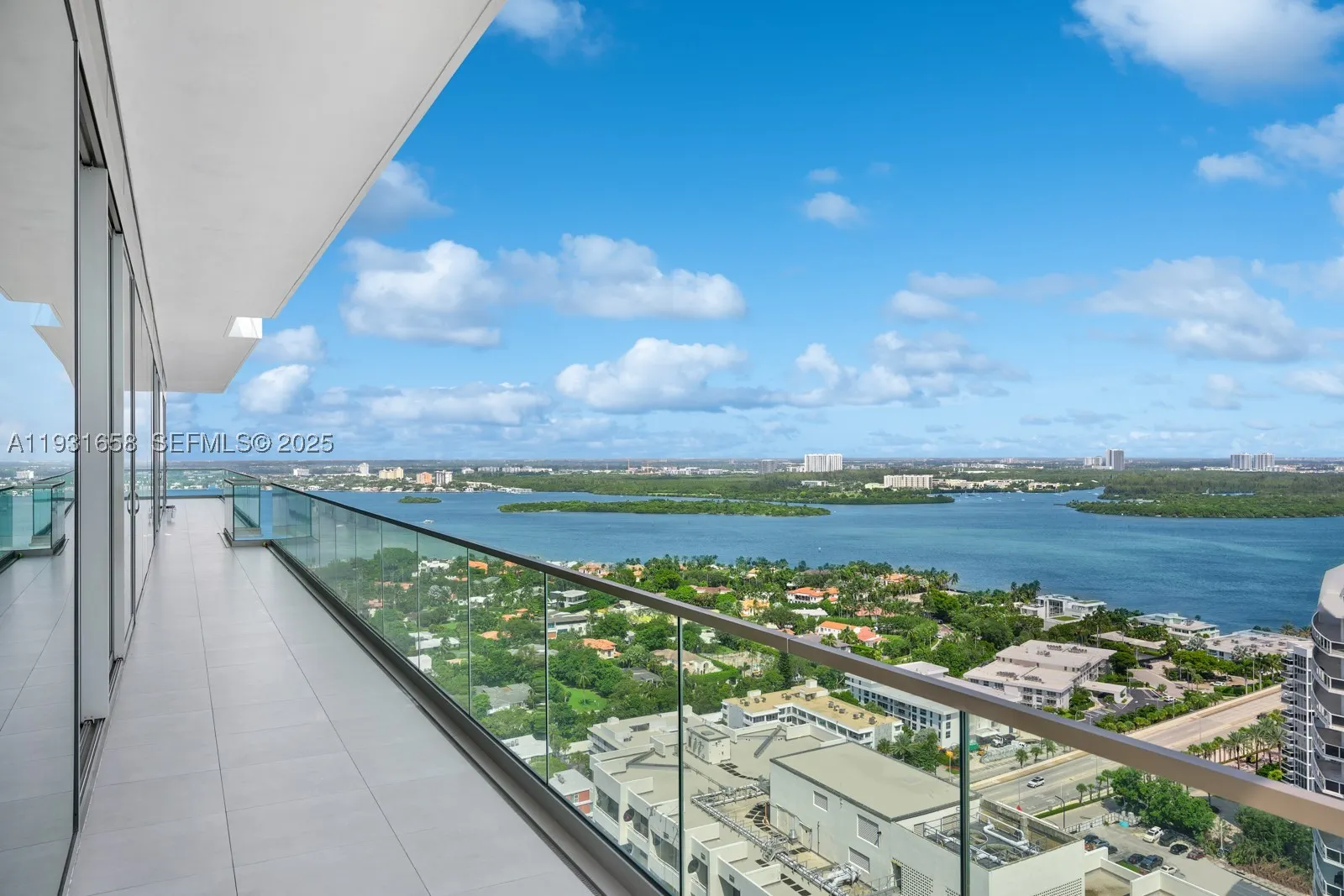 10203 Collins Ave #2801