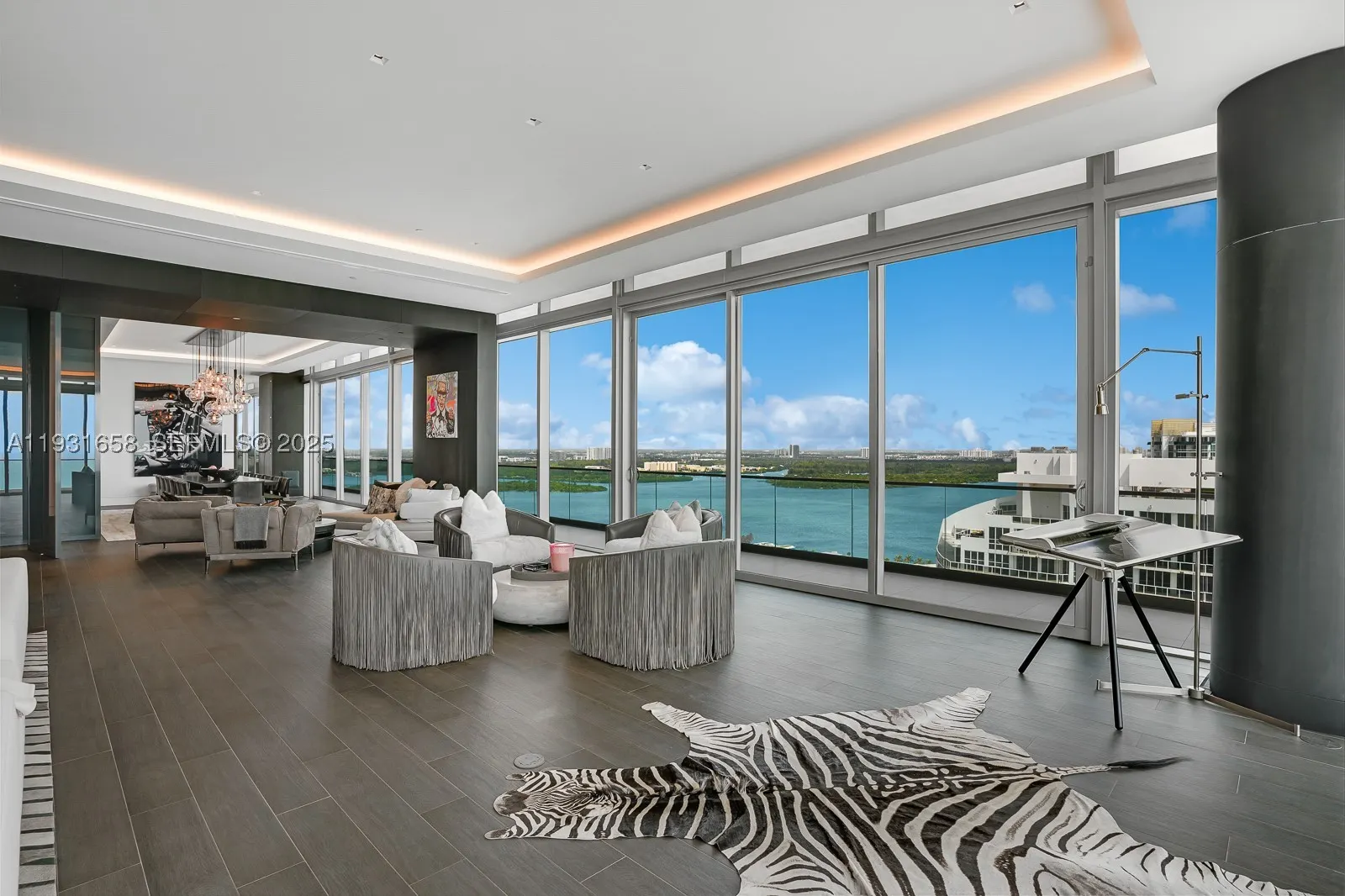 10203 Collins Ave #2801