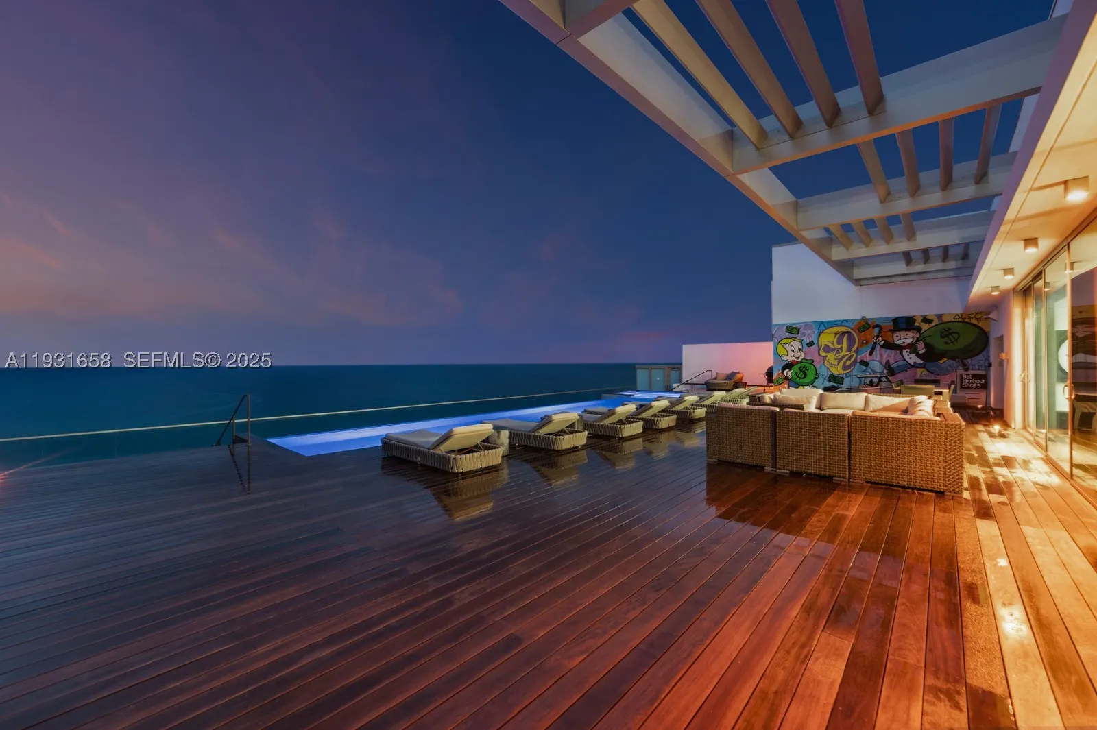 10203 Collins Ave #2801