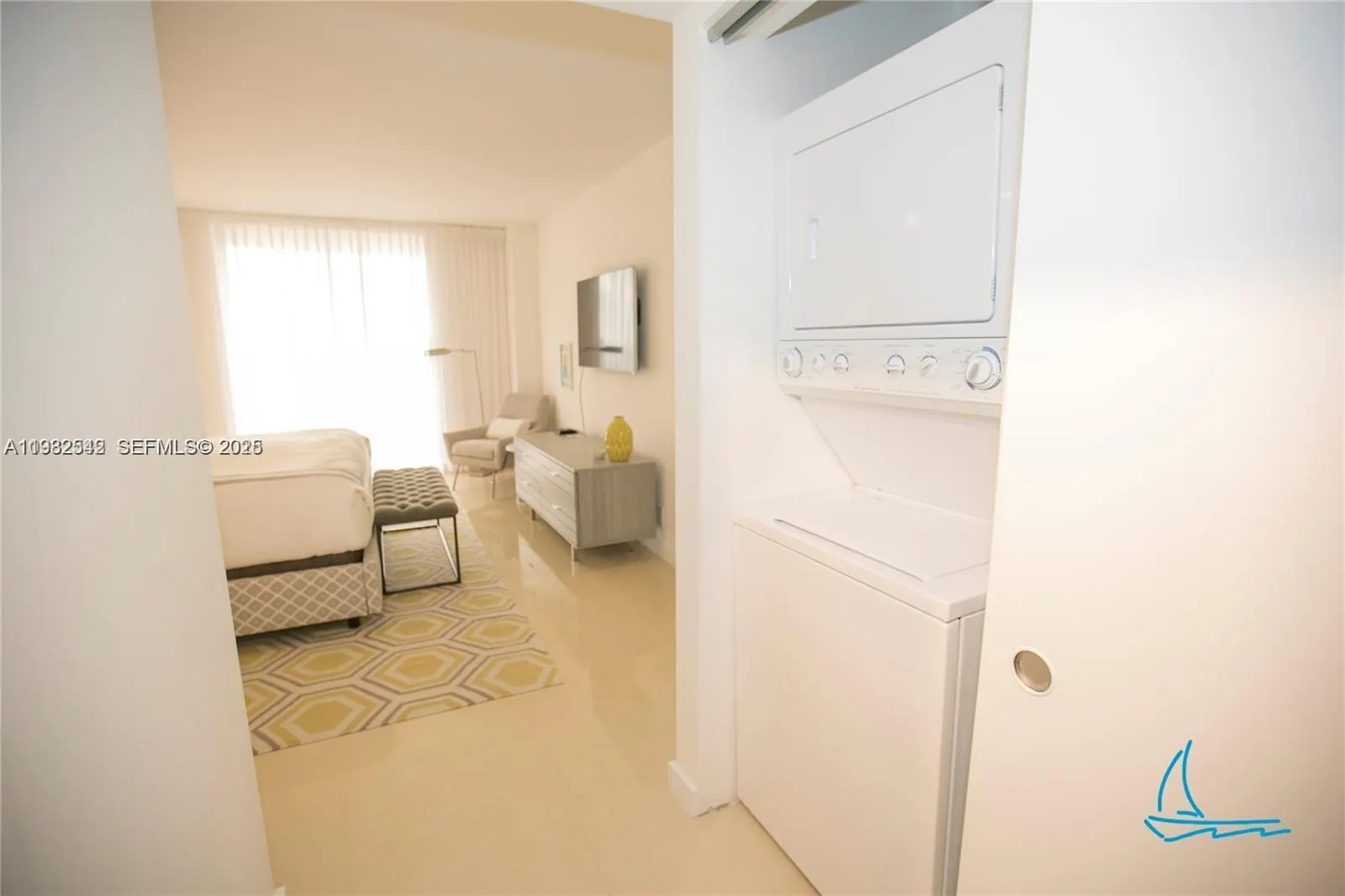 8877 Collins Ave #805