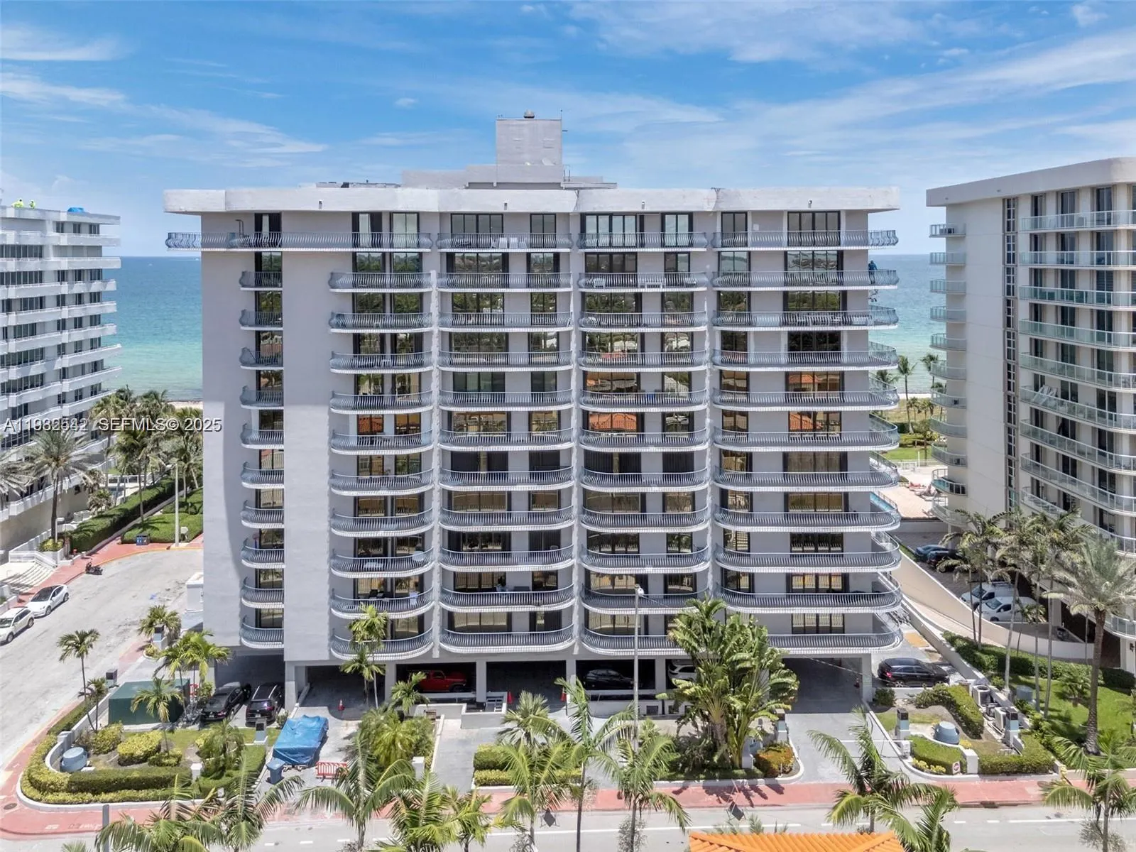 8877 Collins Ave #805