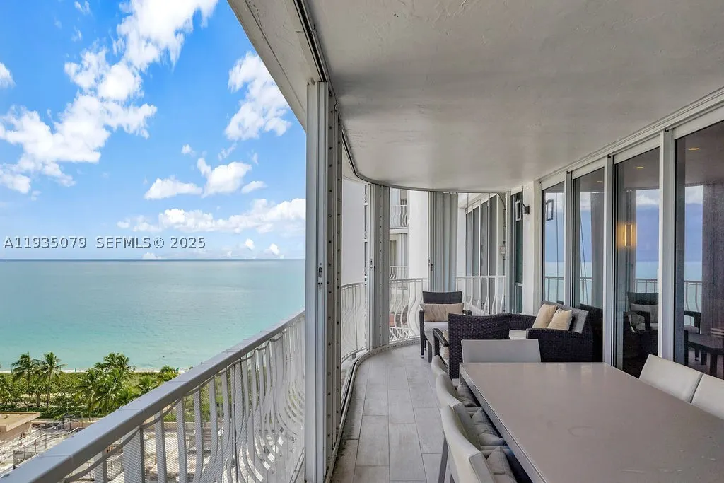 10155 Collins Ave #1106