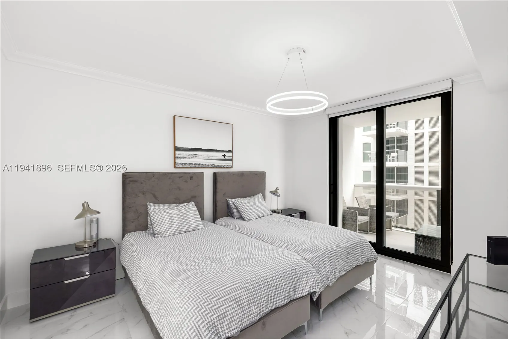 9455 Collins Ave #806