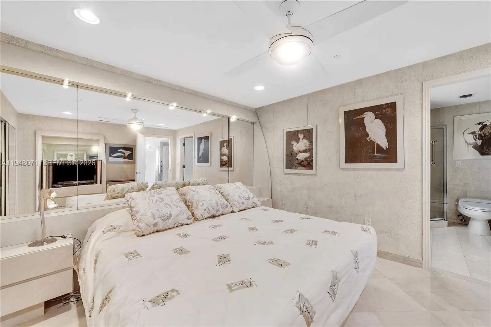 10101 Collins Ave #11D +Cabana