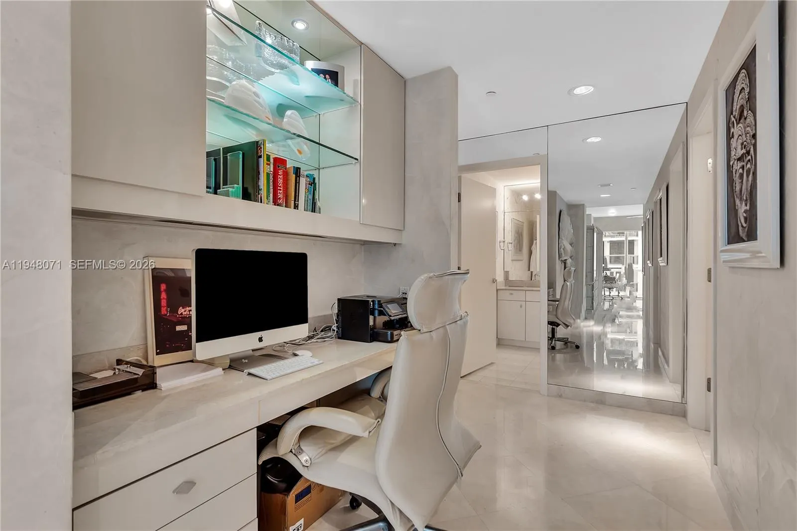 10101 Collins Ave #11D +Cabana