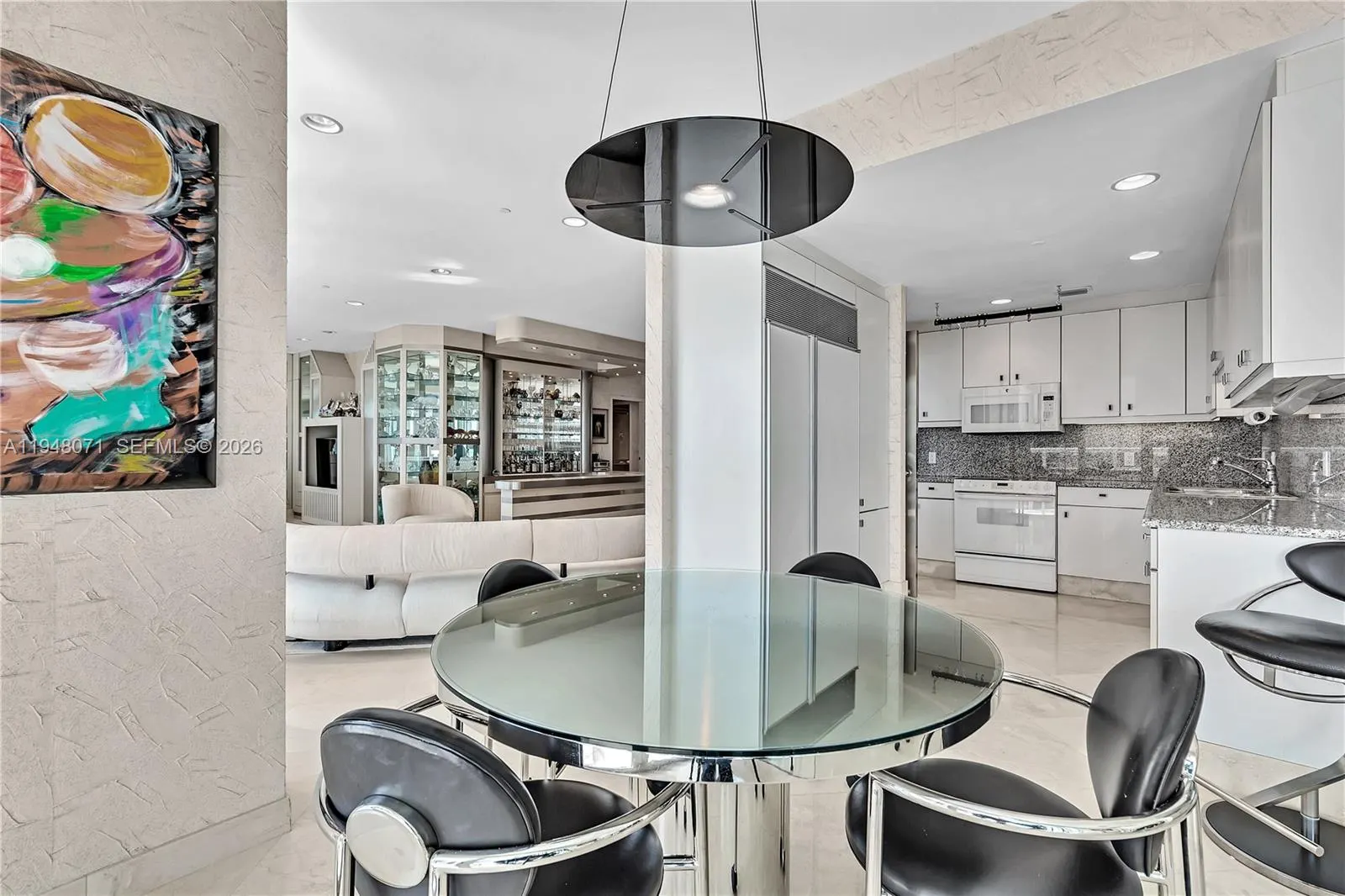 10101 Collins Ave #11D +Cabana