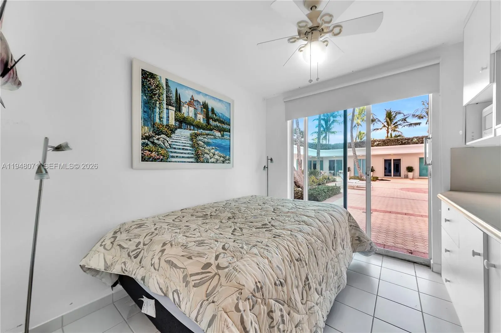 10101 Collins Ave #11D +Cabana