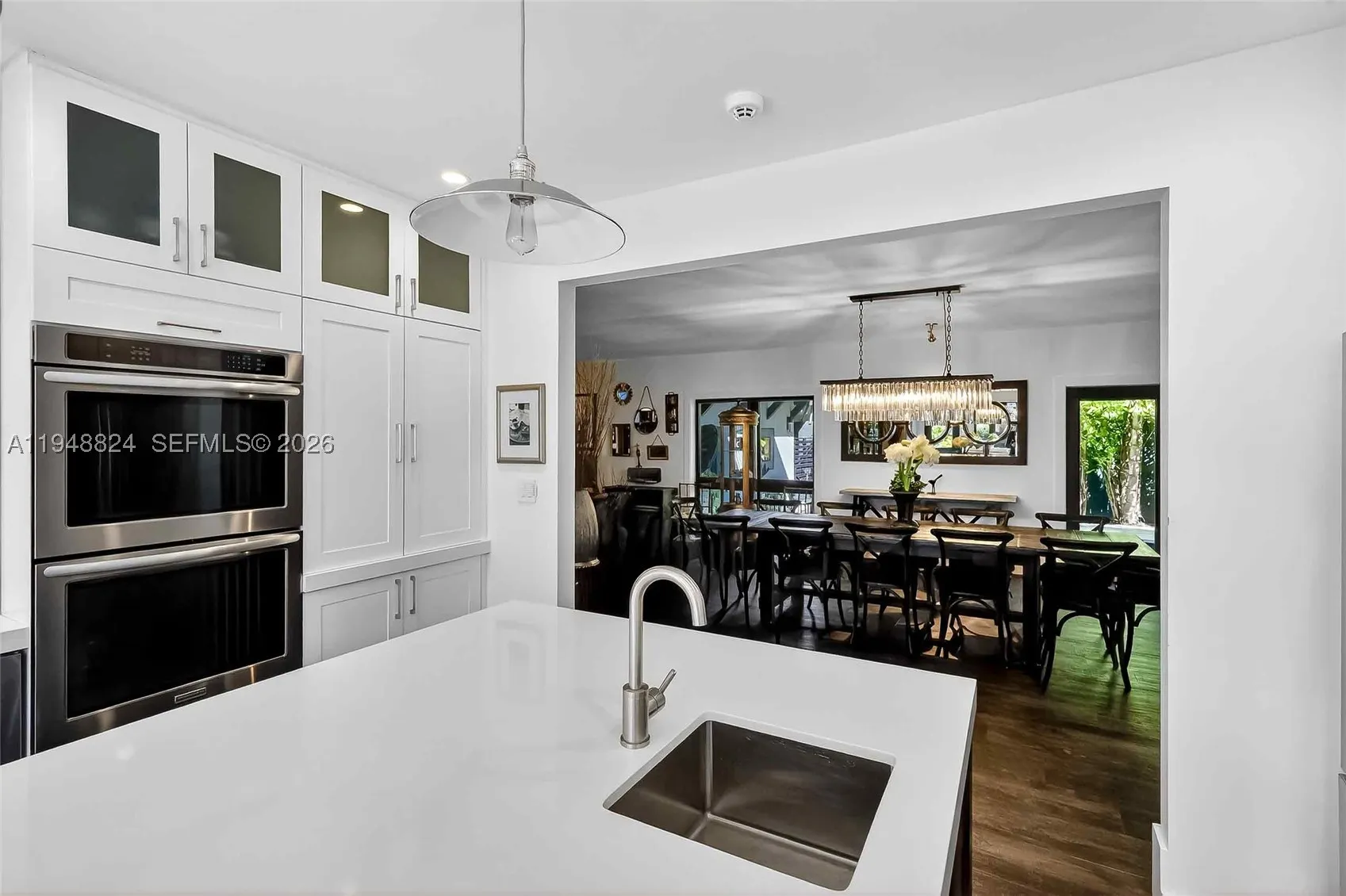 1680 Onaway Dr