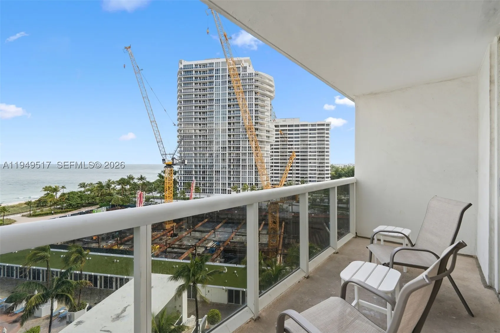 10275 Collins Ave #718