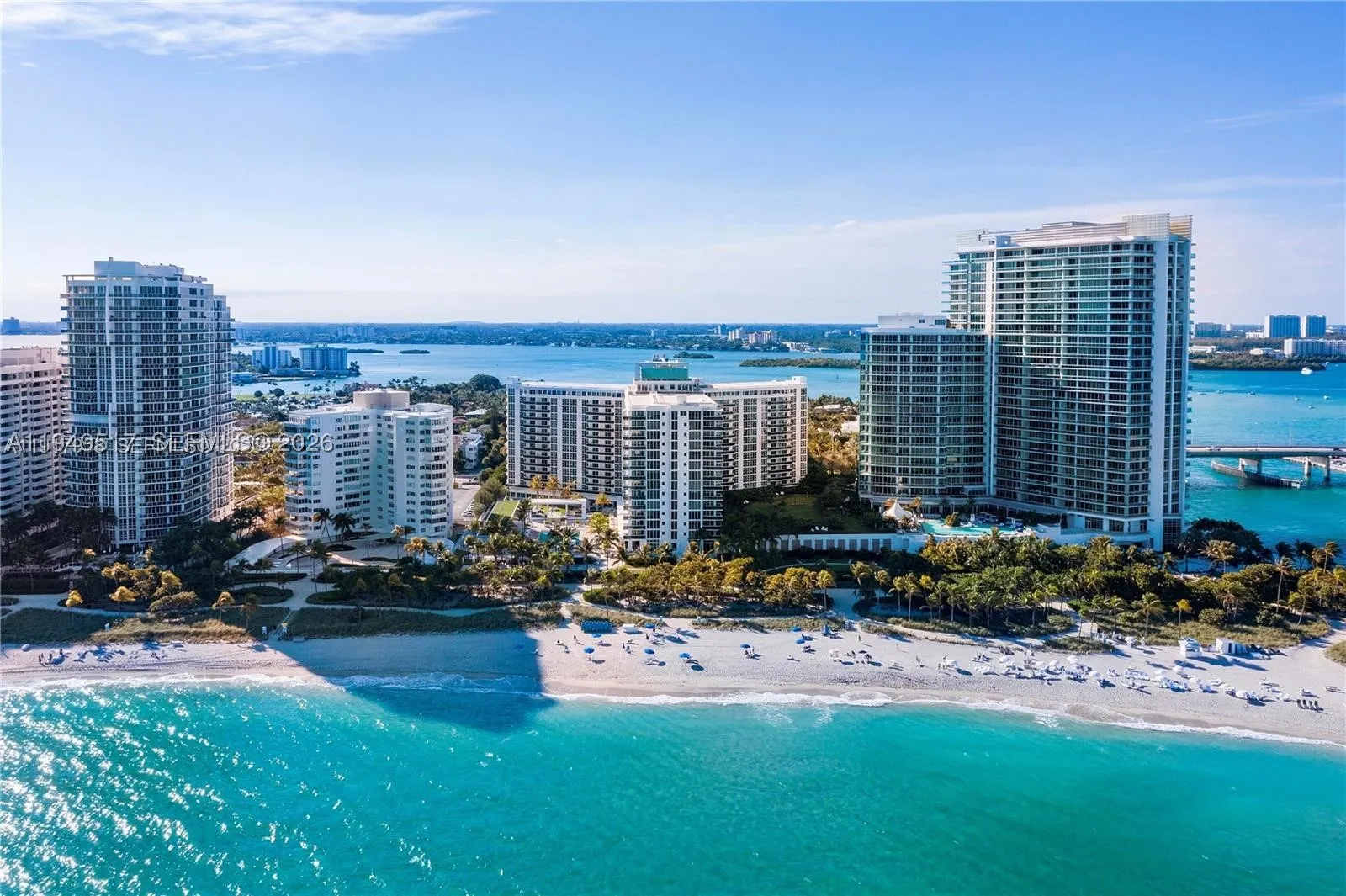 10275 Collins Ave #718
