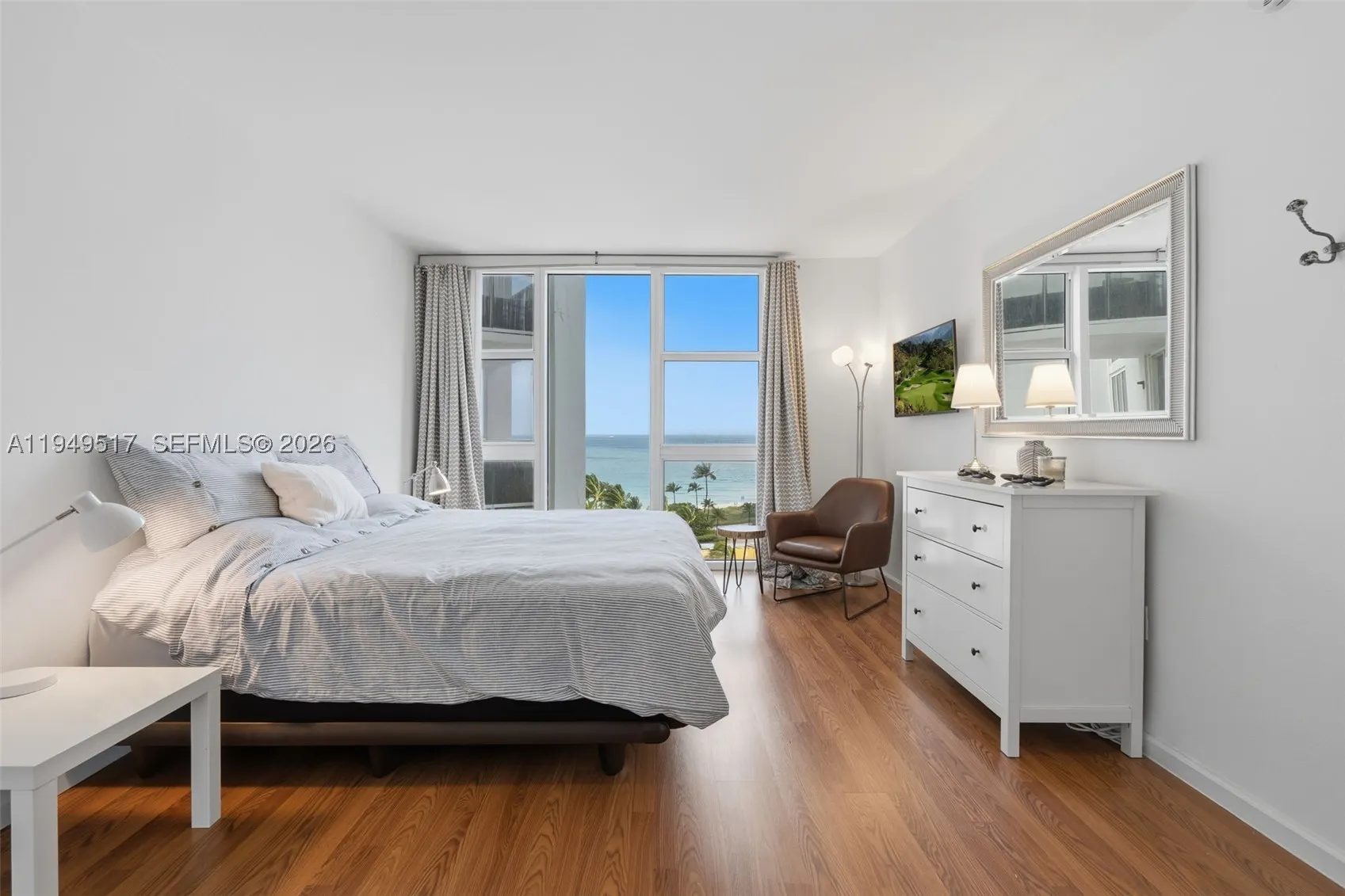 10275 Collins Ave #718