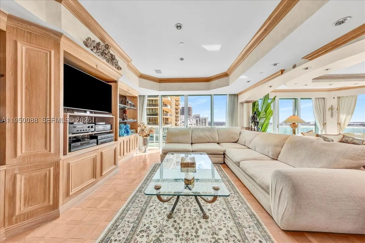 10101 Collins Ave #16B