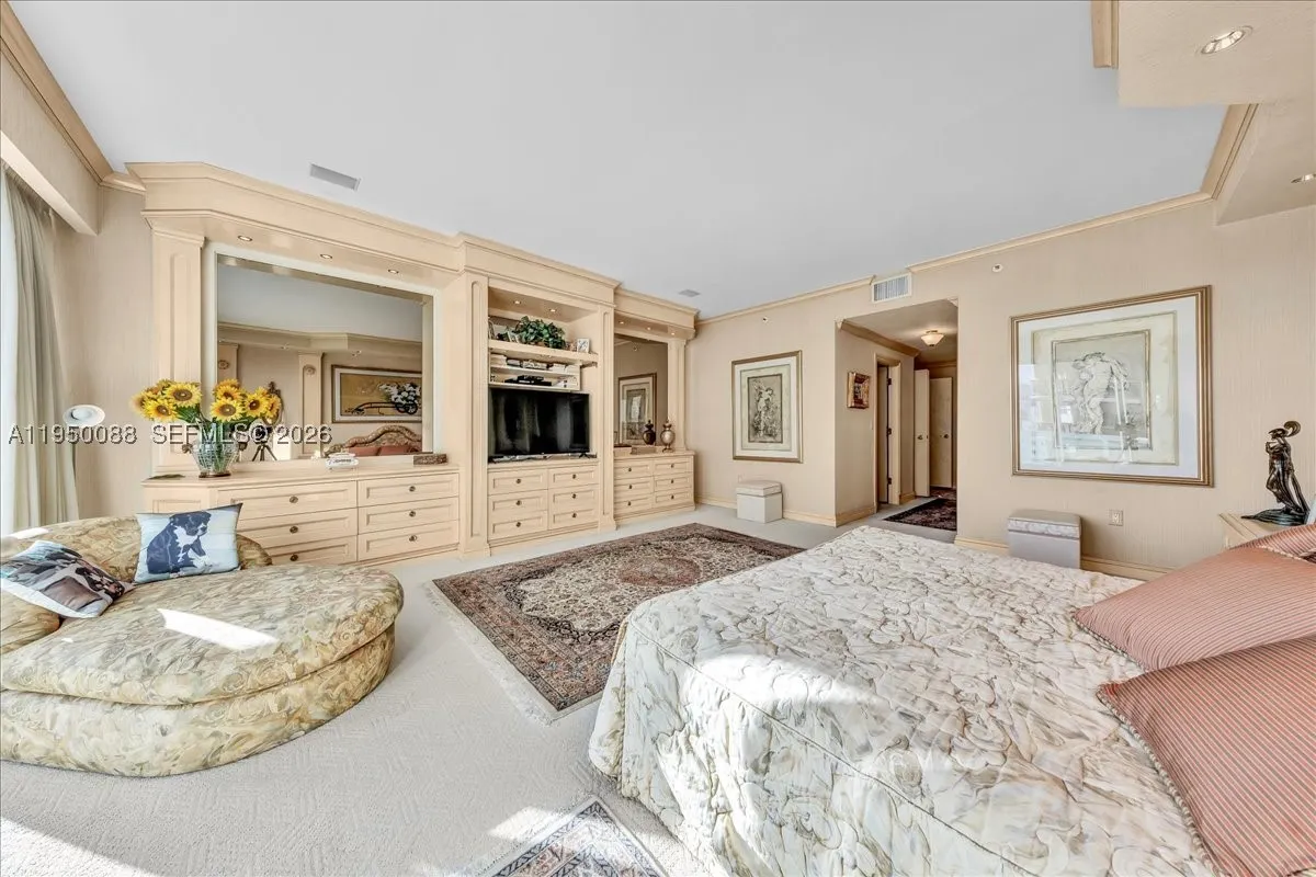 10101 Collins Ave #16B