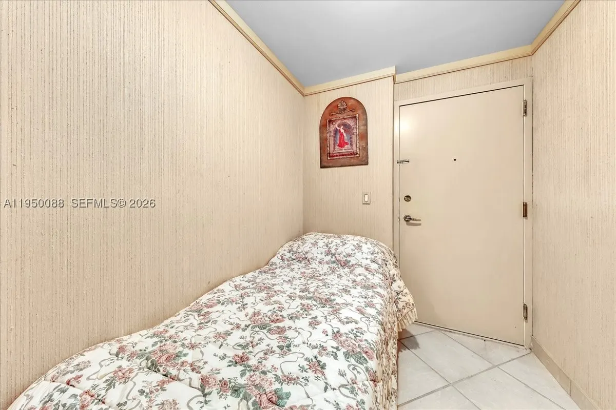 10101 Collins Ave #16B