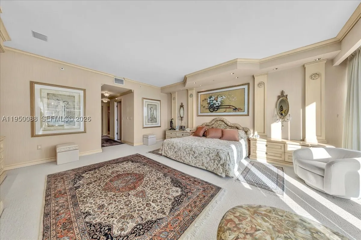 10101 Collins Ave #16B