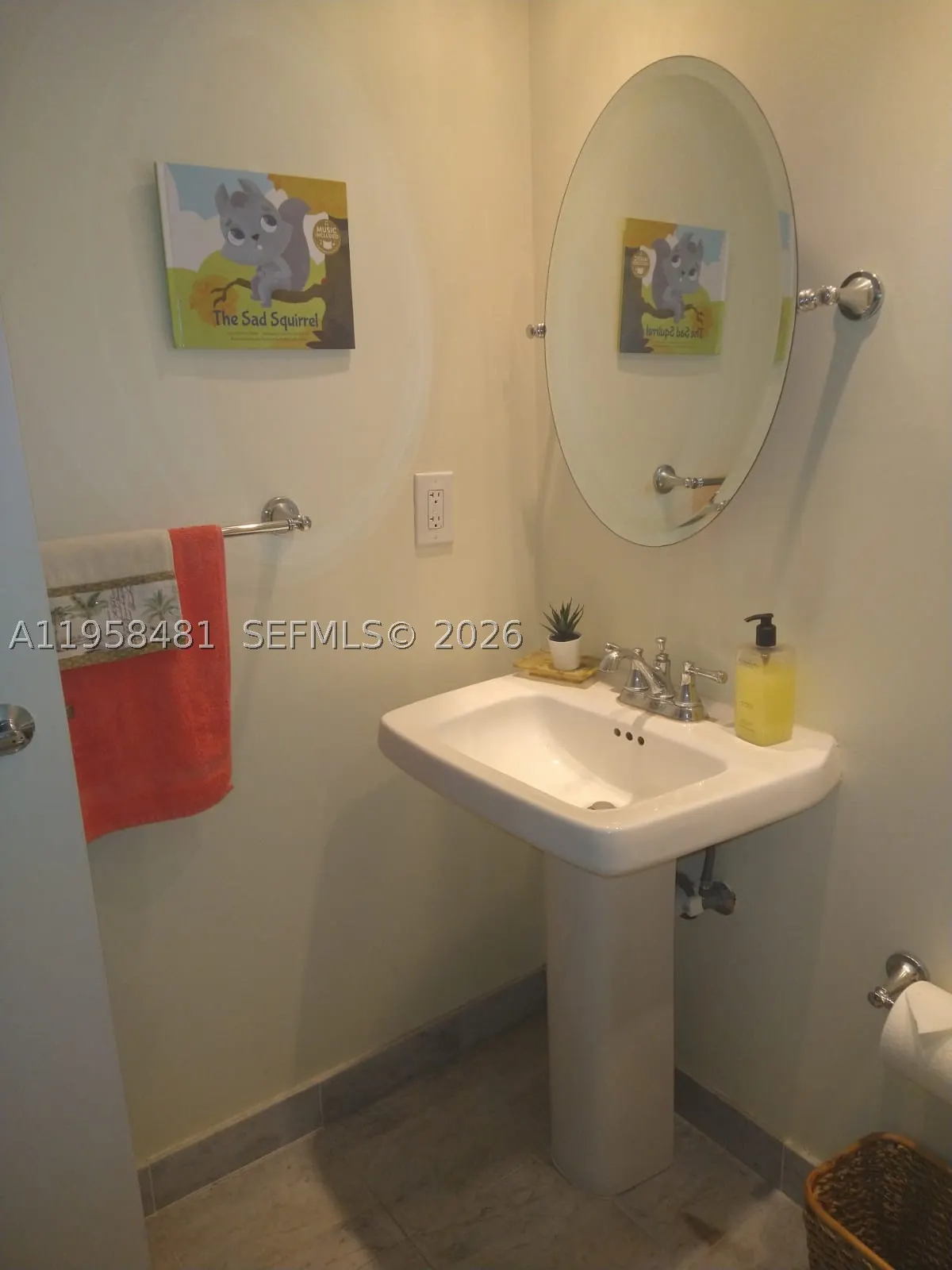 9341 Collins Ave #806