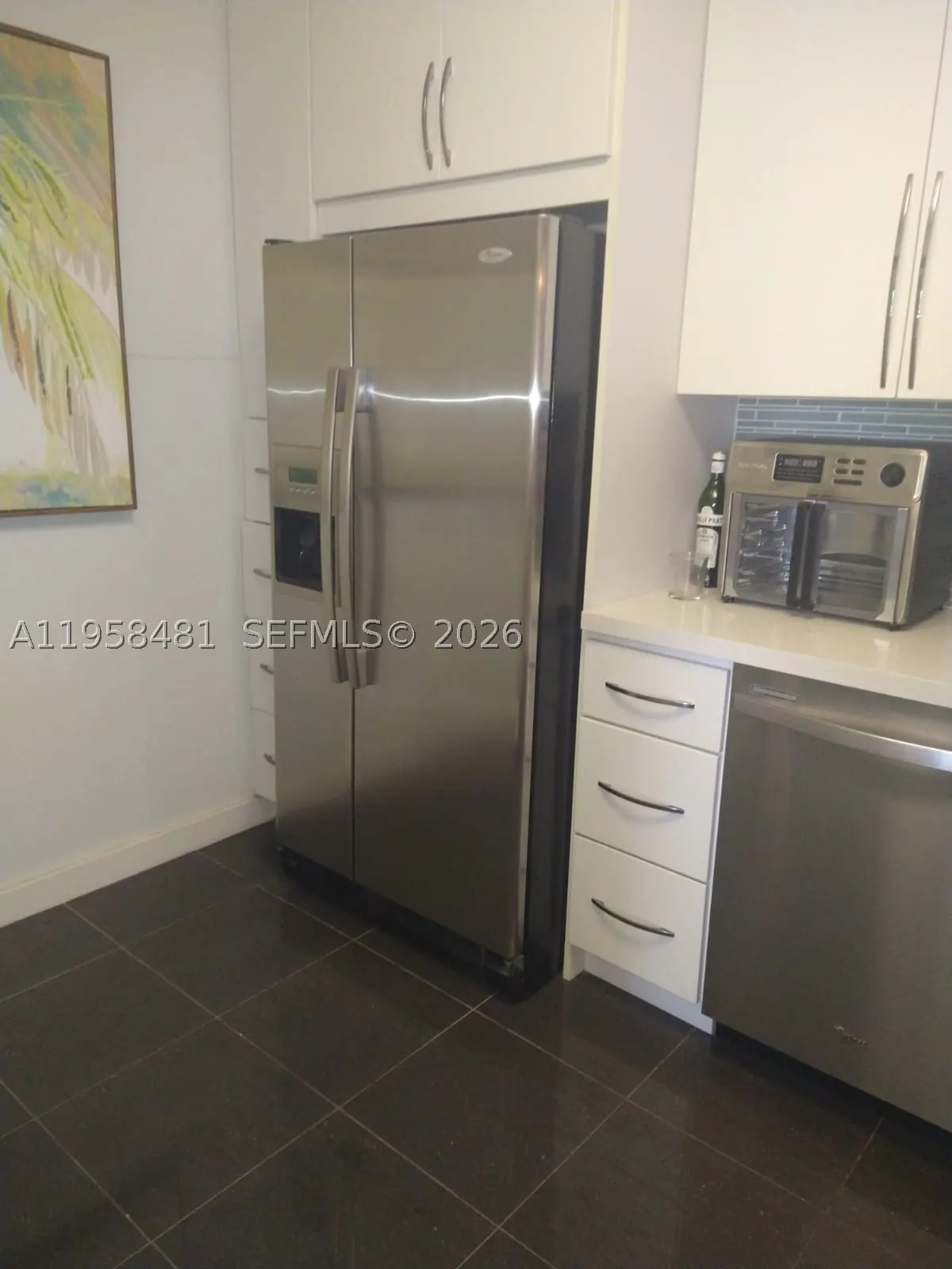 9341 Collins Ave #806