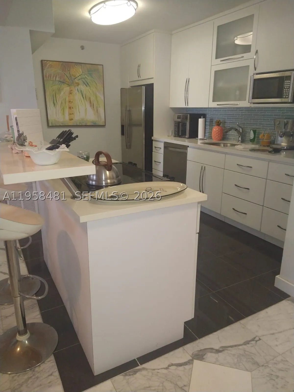 9341 Collins Ave #806