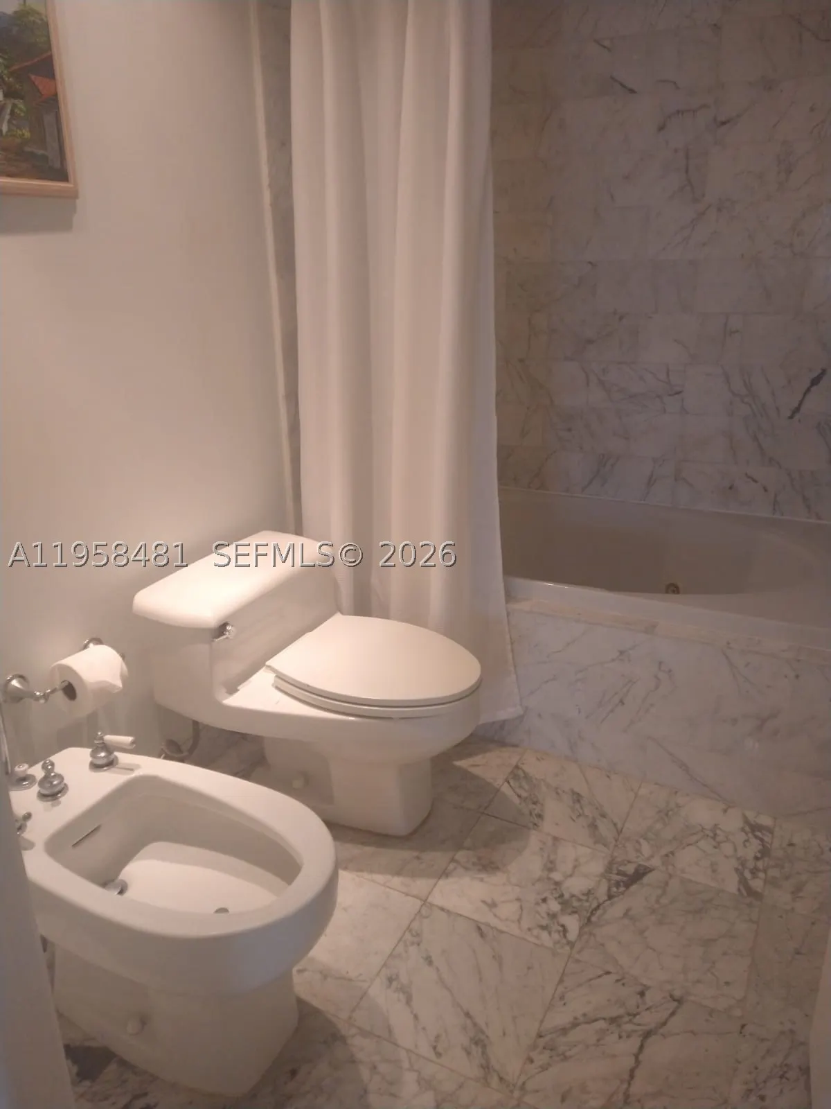 9341 Collins Ave #806