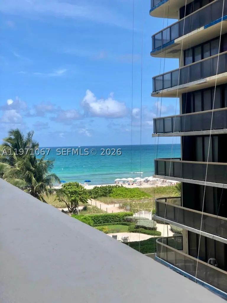 9499 Collins Ave #405