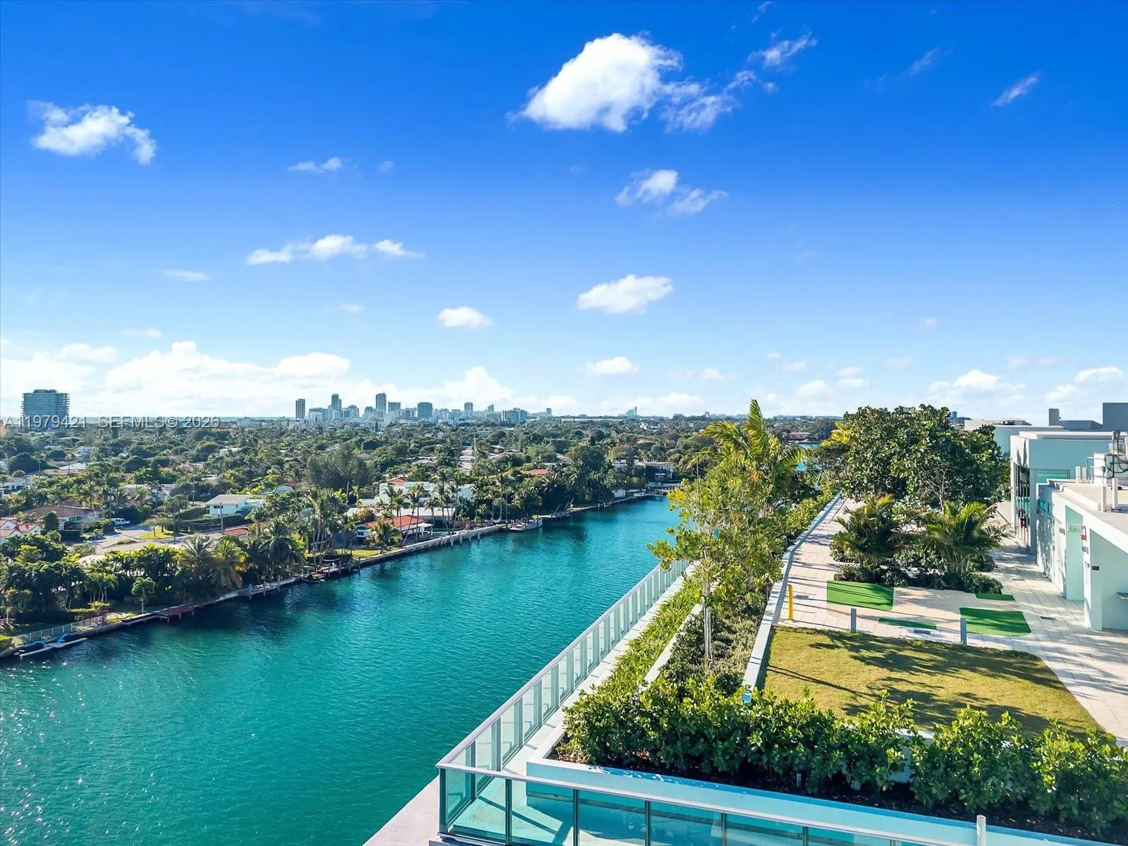 9201 E Bay Harbor Dr #503