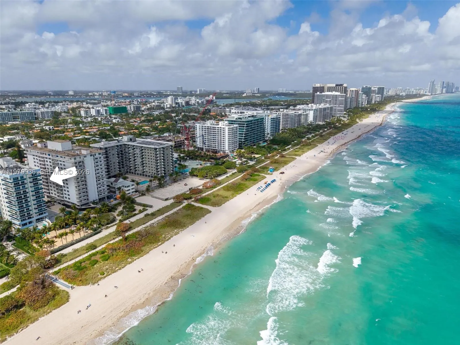 9225 Collins Ave #610