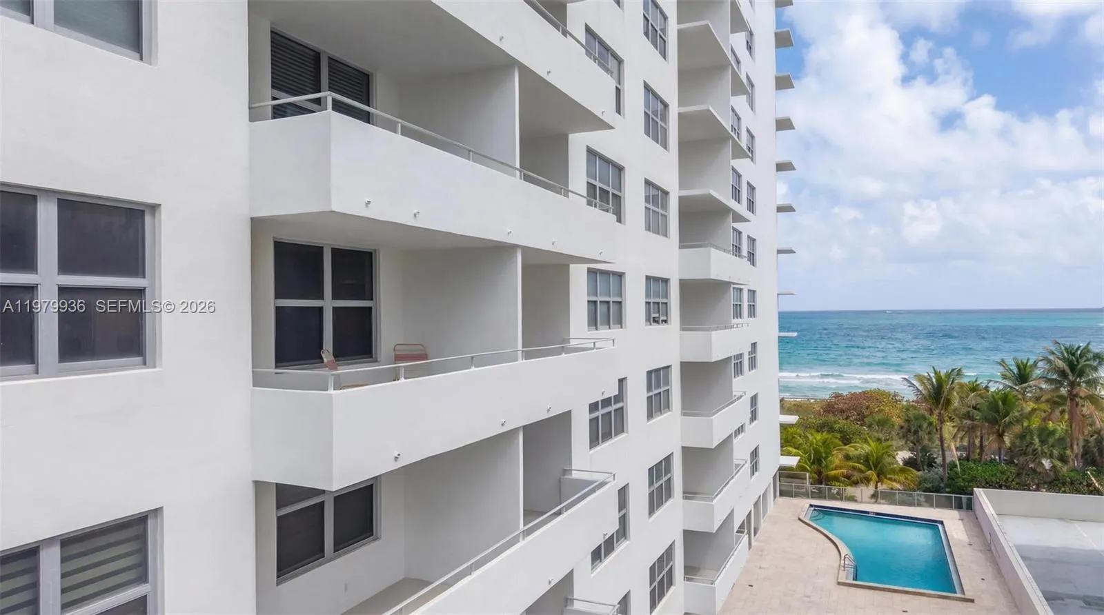 9225 Collins Ave #610