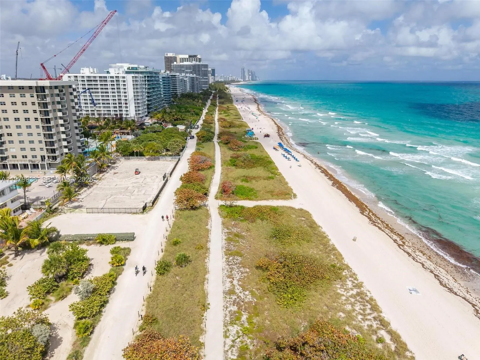 9225 Collins Ave #610