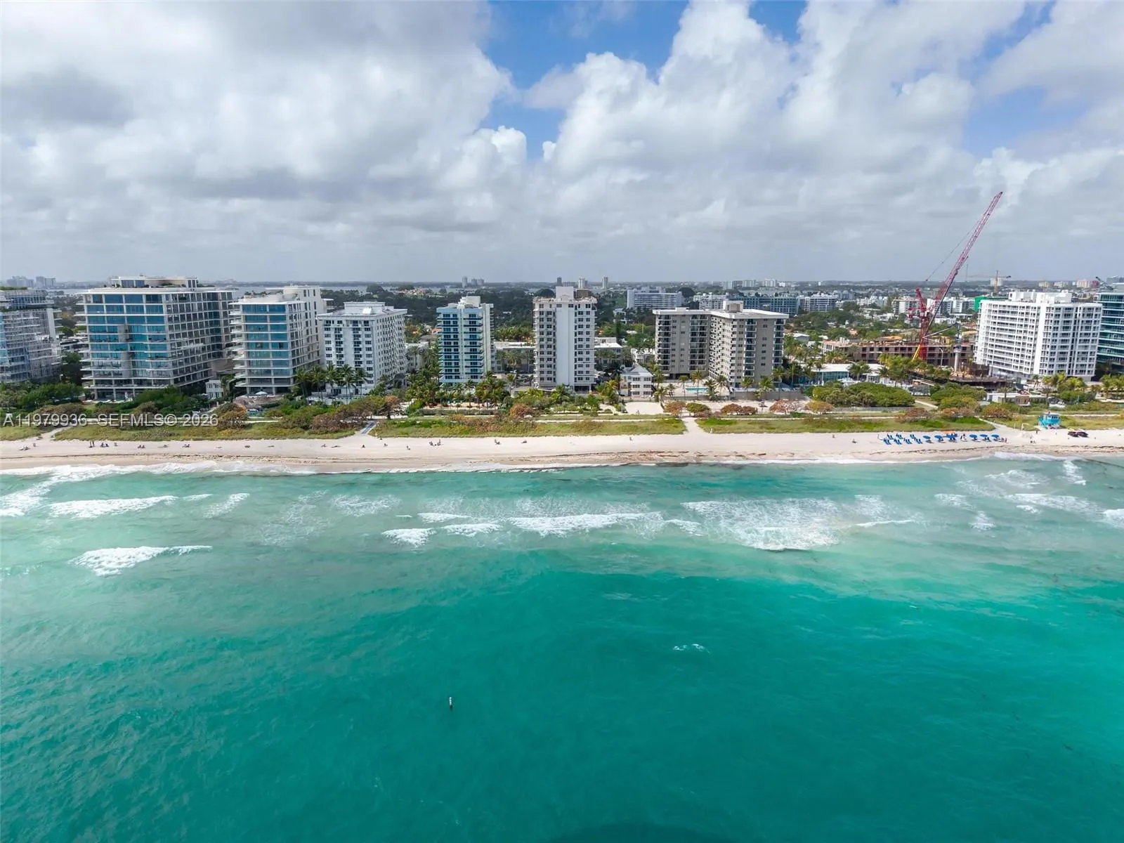 9225 Collins Ave #610