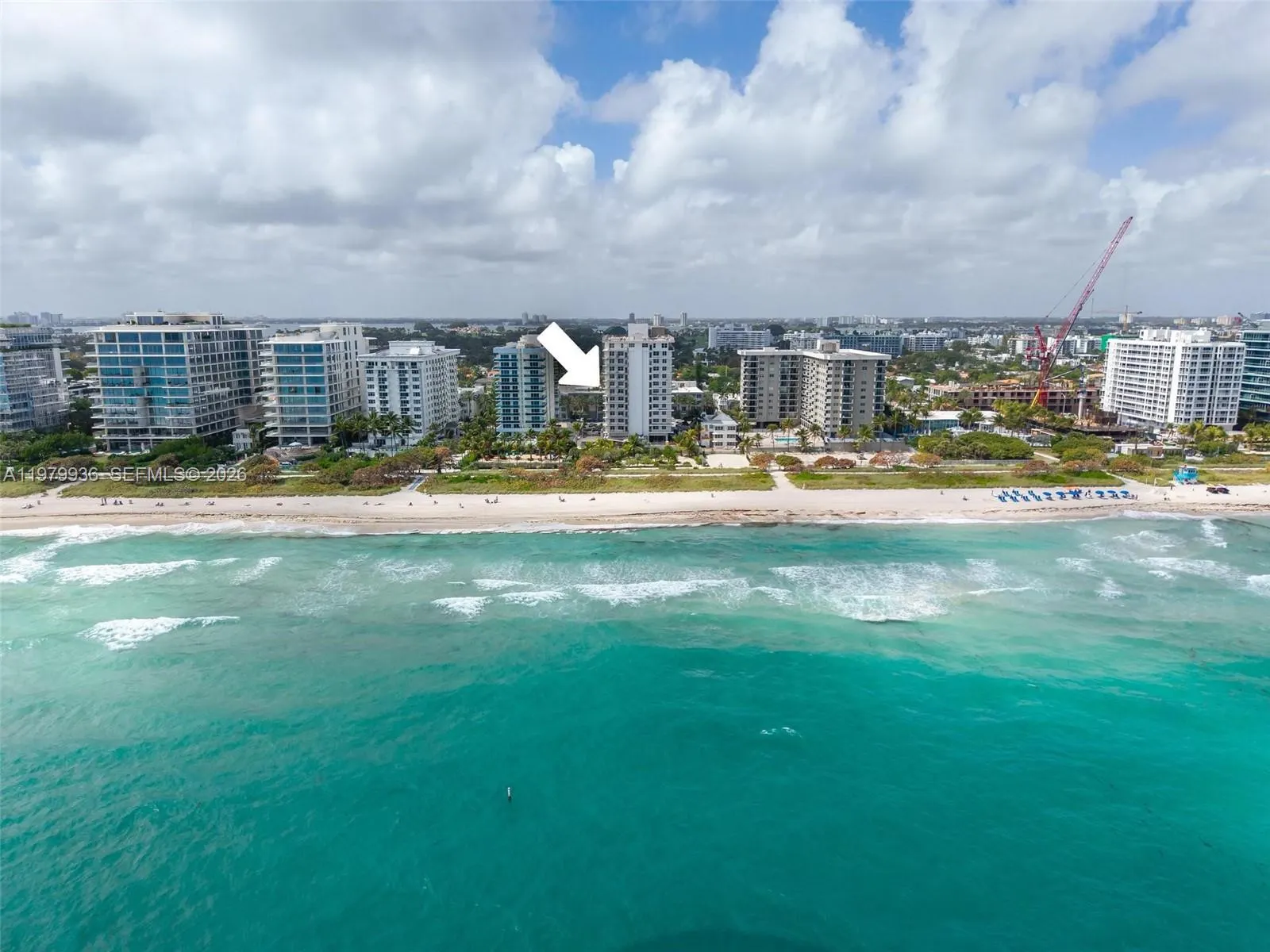 9225 Collins Ave #610