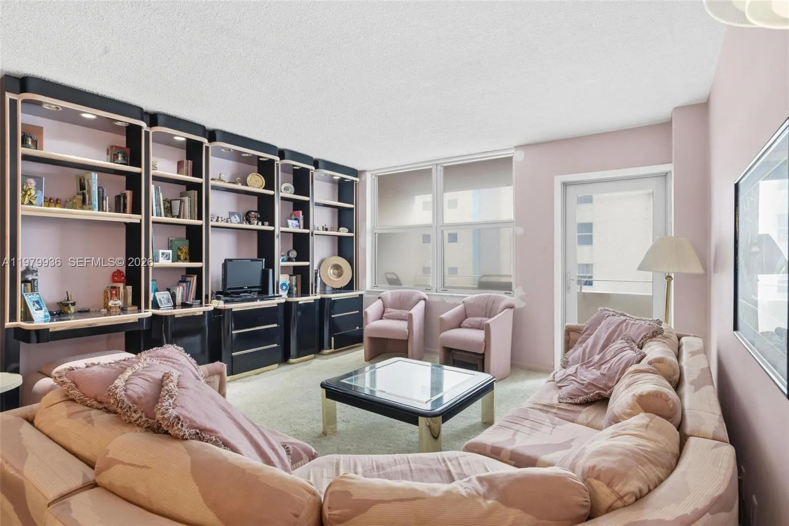 9225 Collins Ave #610