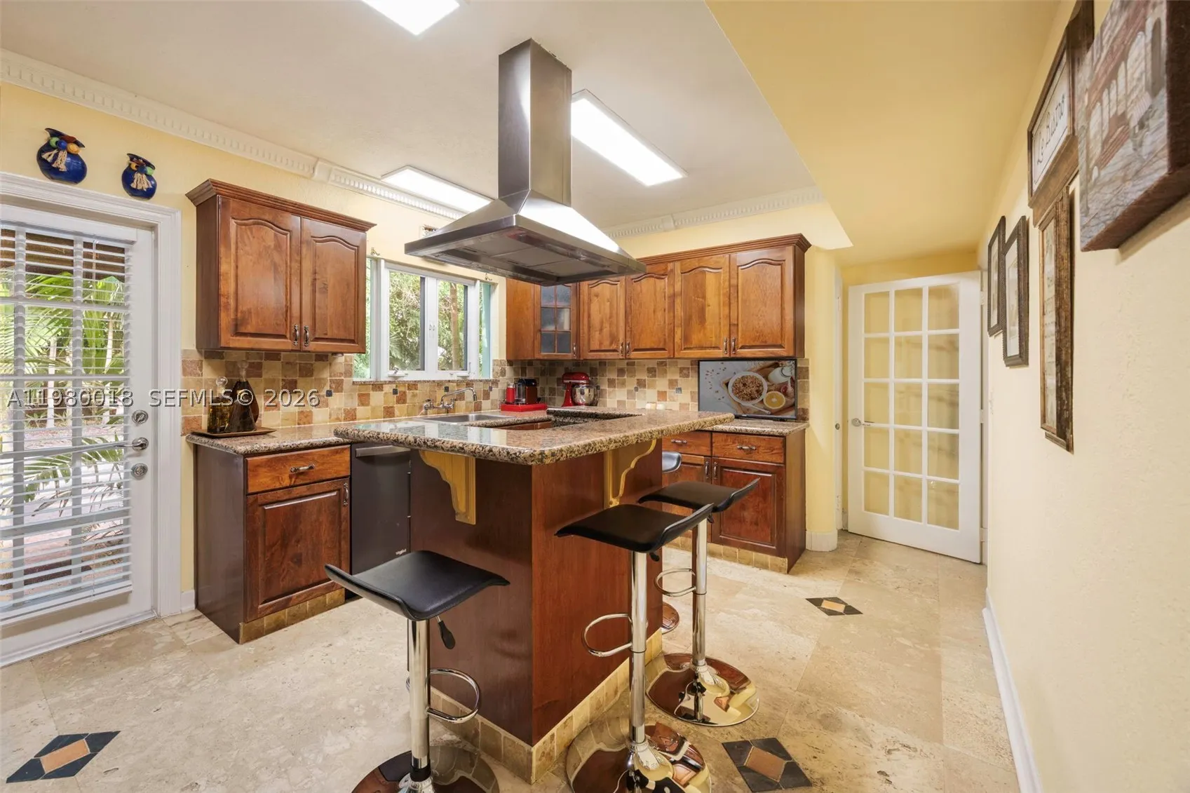 0-1645 S Bayshore Dr