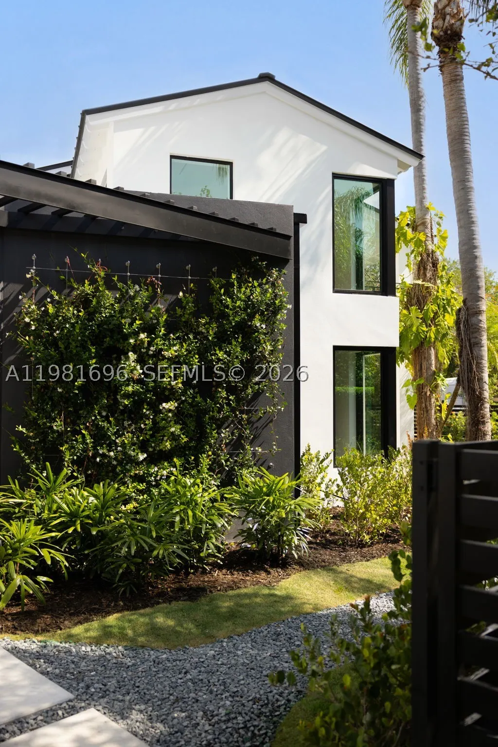 1701 Micanopy Ave