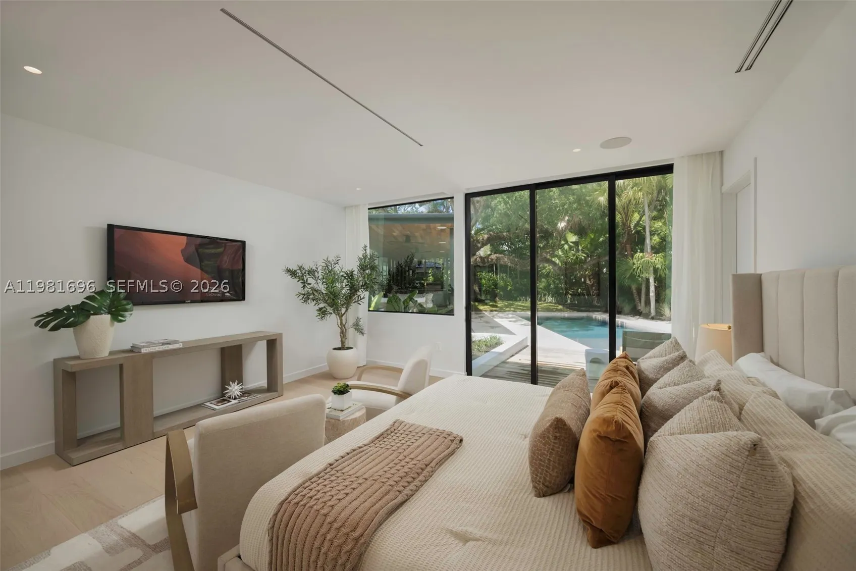 1701 Micanopy Ave