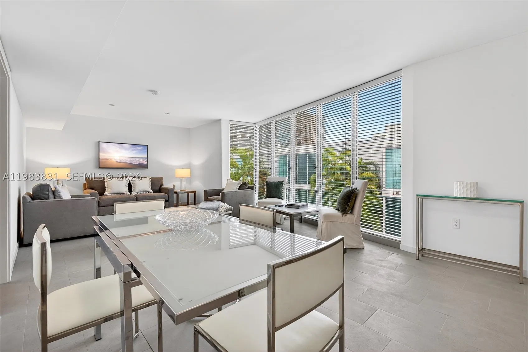 10178 Collins Ave #208