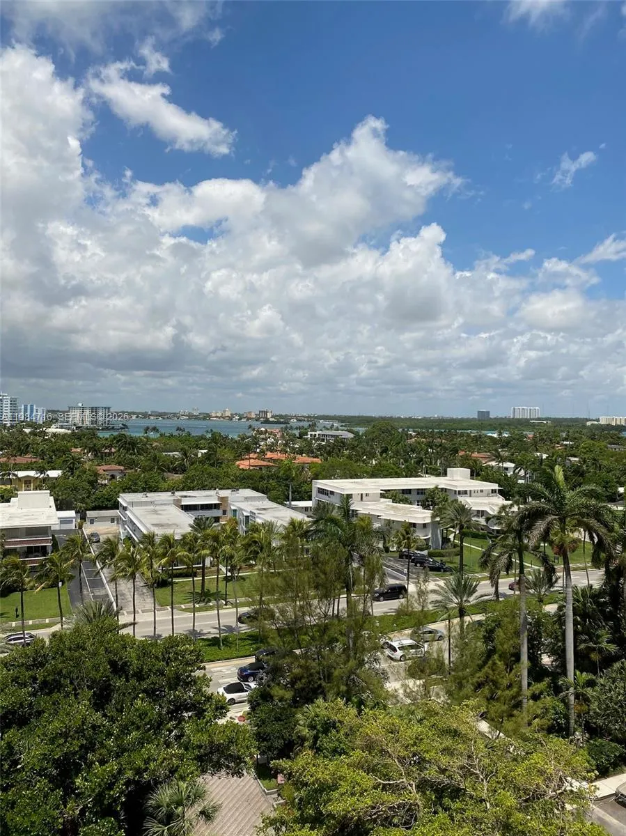 10175 Collins Ave #807
