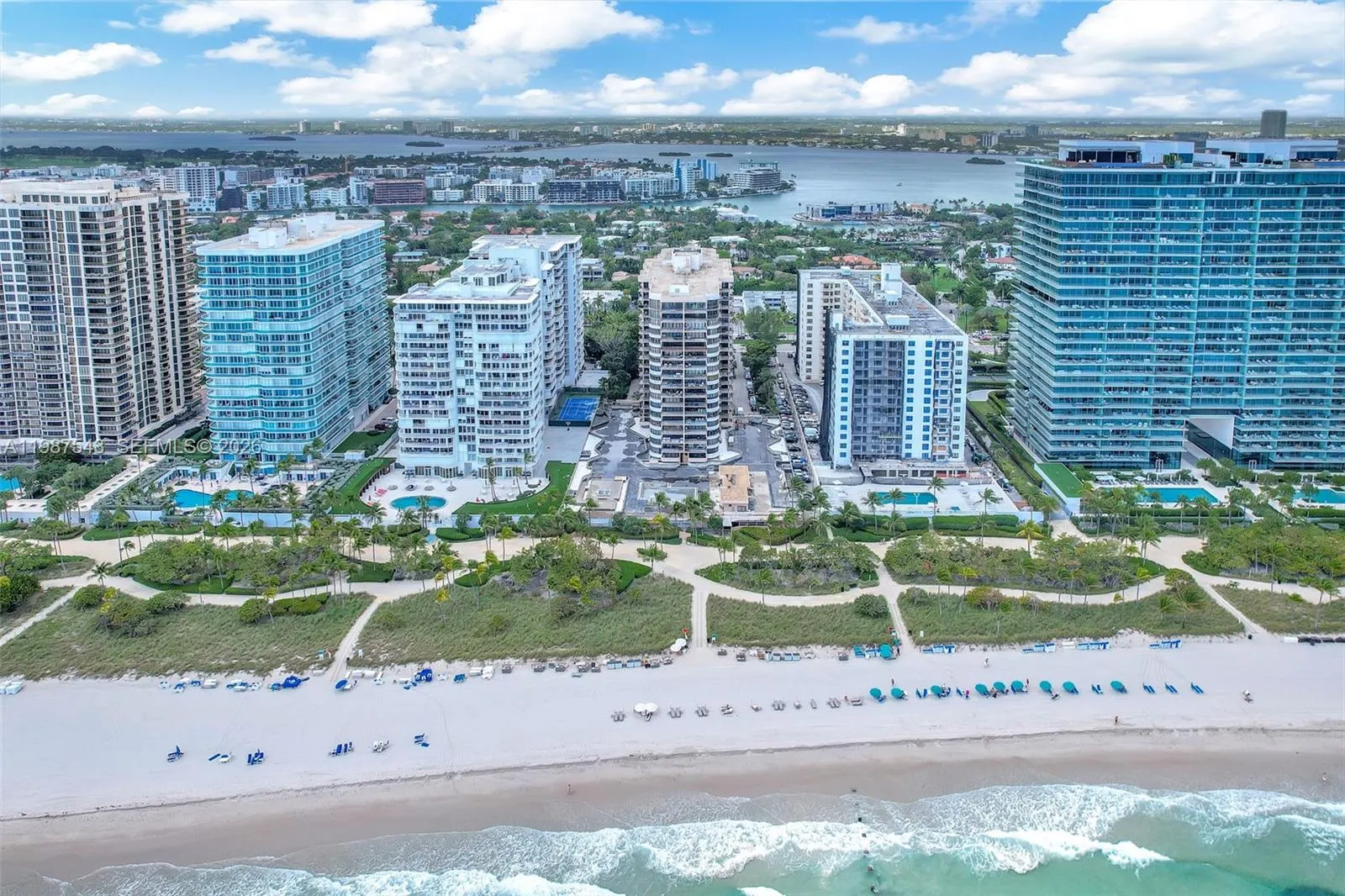 10175 Collins Ave #1207
