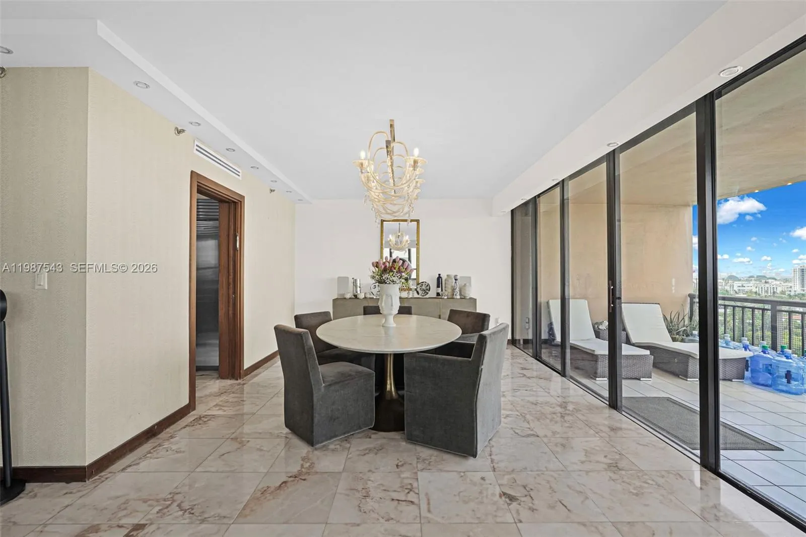 10175 Collins Ave #1207
