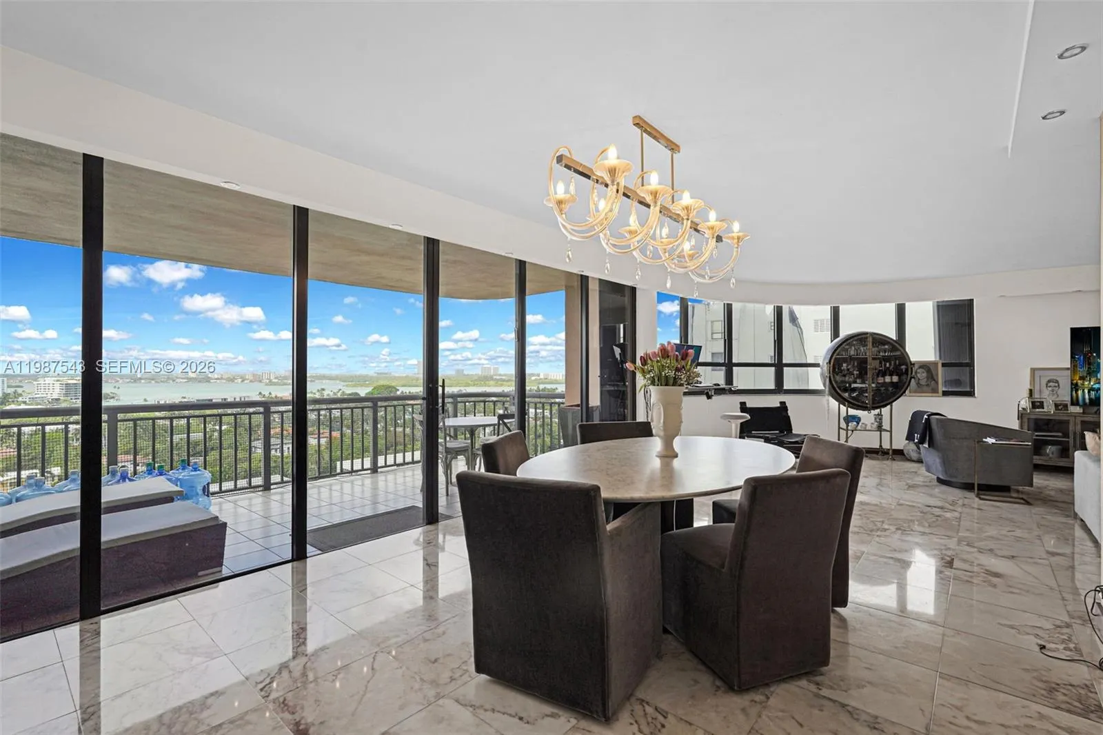 10175 Collins Ave #1207