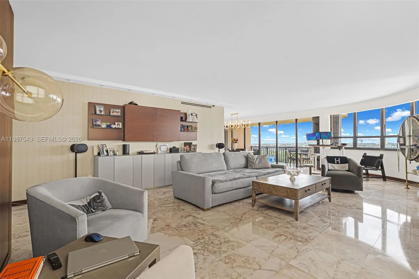 10175 Collins Ave #1207