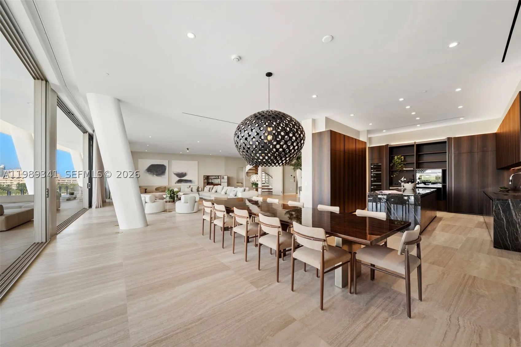 5 Grove Isle Dr #PHS01
