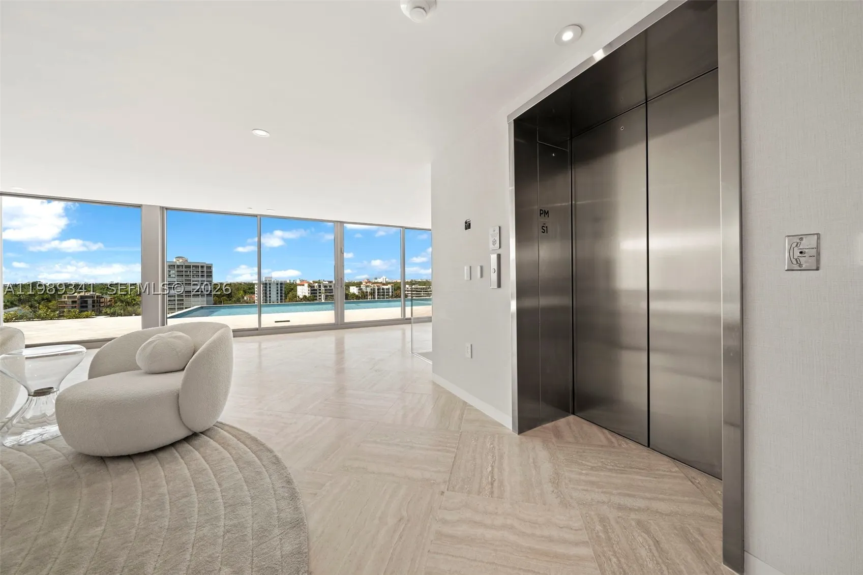 5 Grove Isle Dr #PHS01