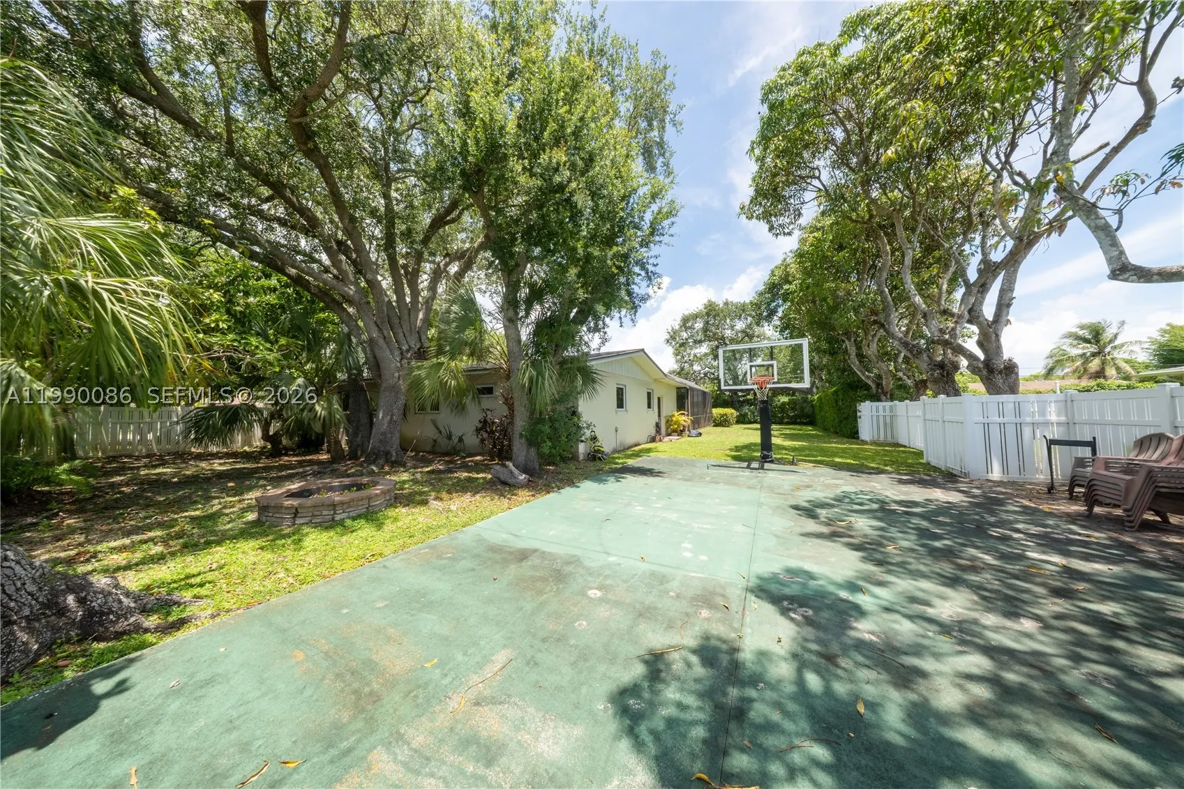 16445 SW 80th Ave