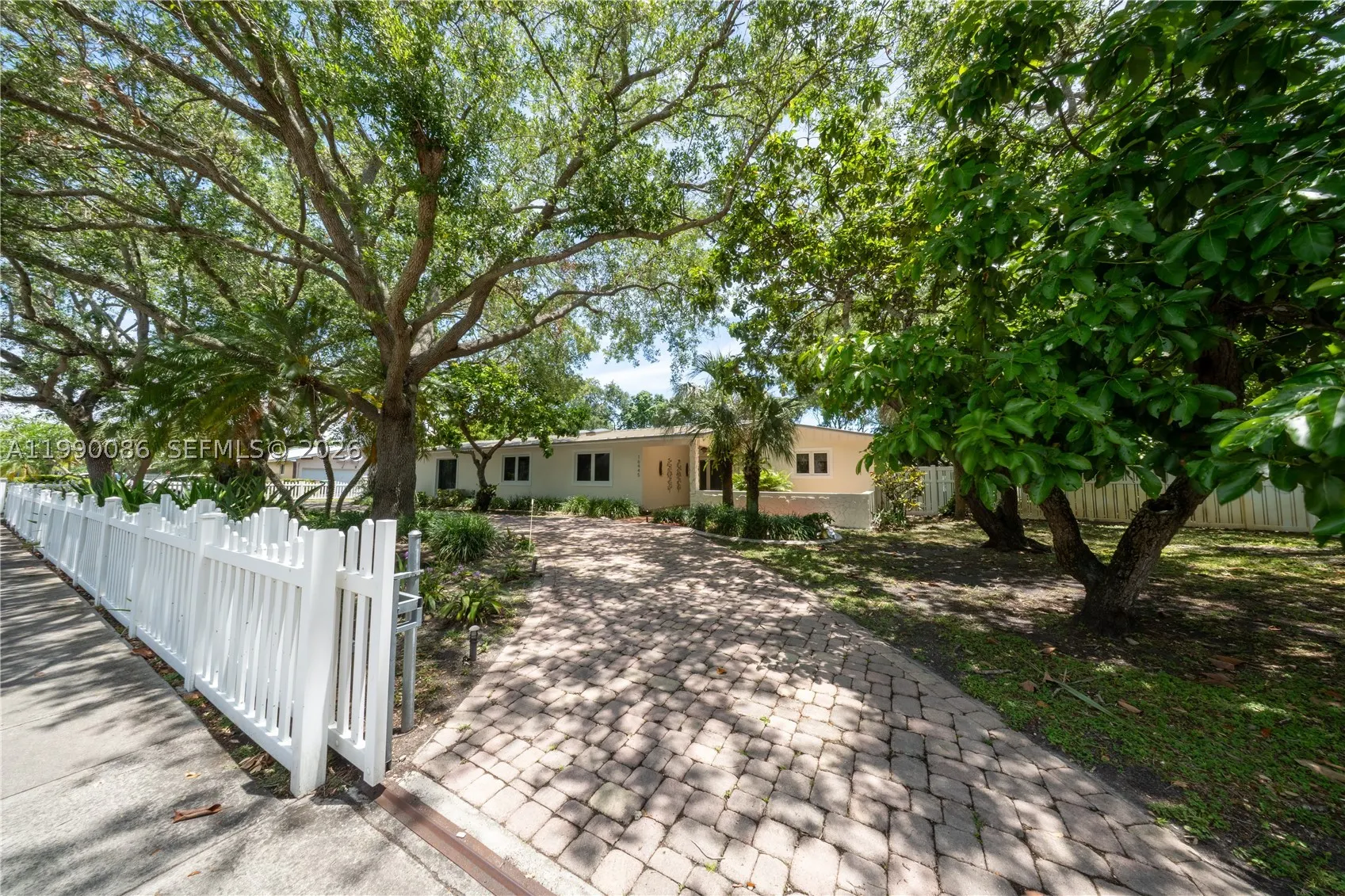 16445 SW 80th Ave